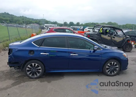 2017 Nissan Sentra Sr z USA, uszkodzony, nr VIN 3N1AB7AP0HY230869